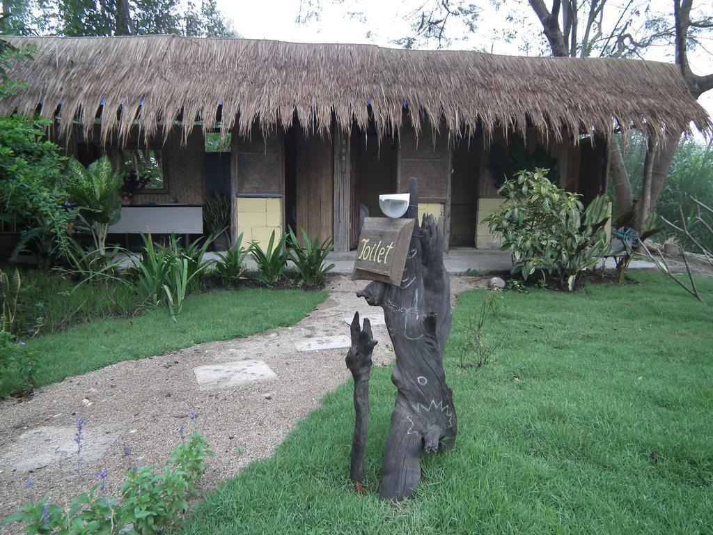 Pai Bamboo Hut Hotel Bagian luar foto