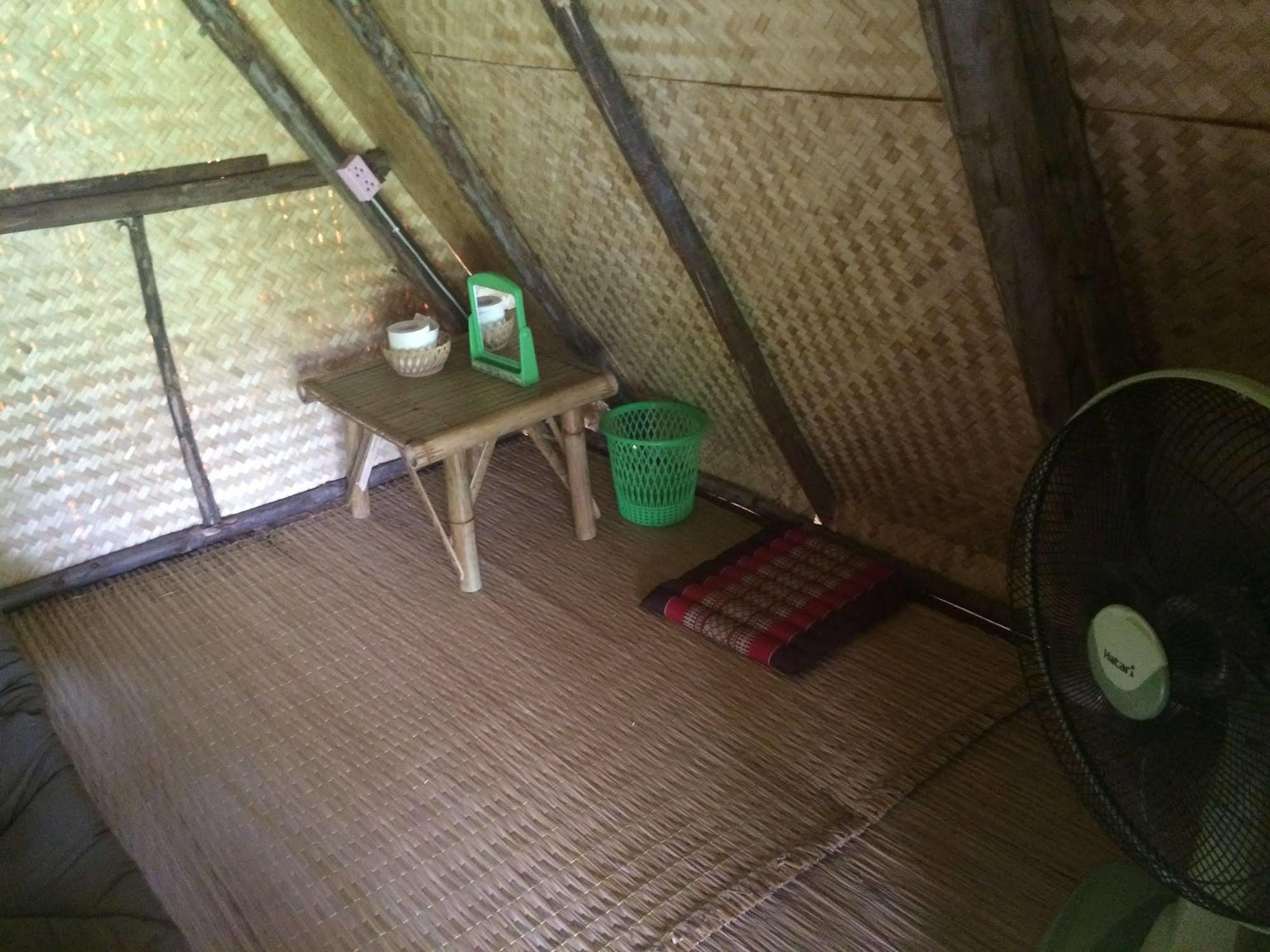 Pai Bamboo Hut Hotel Bagian luar foto